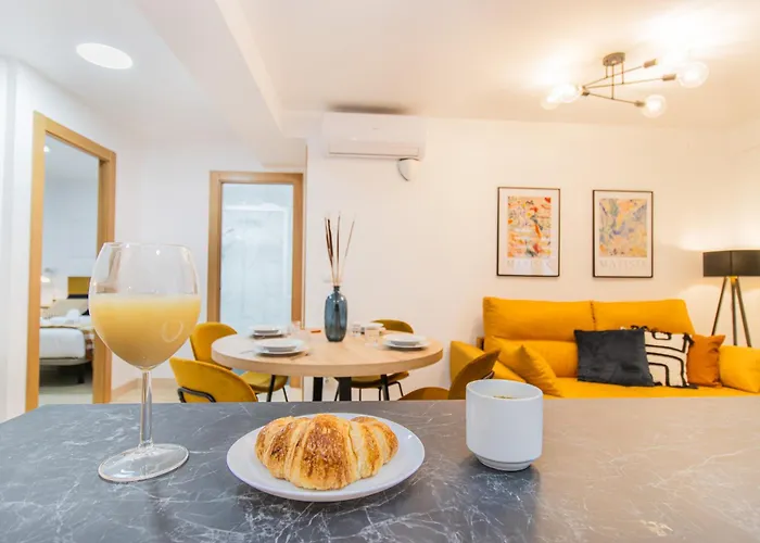 Modern Comfort In The Heart Of Apartment Zaragoza